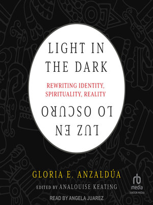 cover image of Light in the Dark/Luz en lo Oscuro